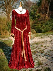 Calendine medieval dress