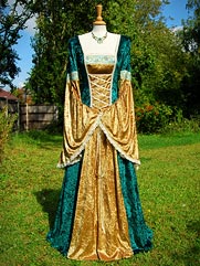 Daylily-013 medieval style gown